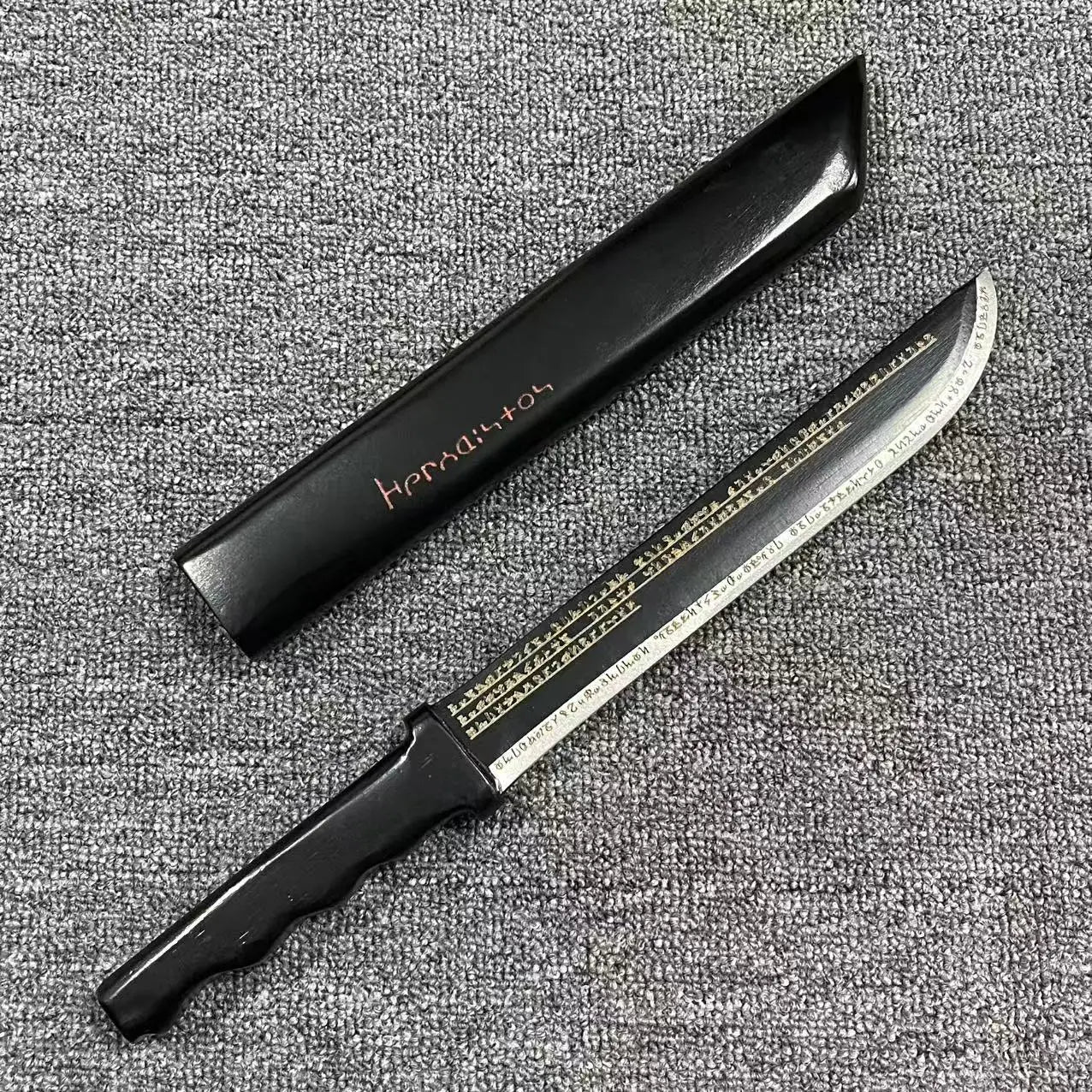 Danmachi - Hestia Dagger 1:1 Scale Prop Replica