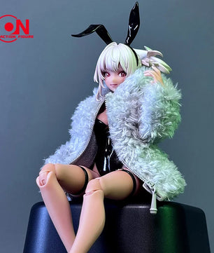 1/12 Scale Cute Plush Fashion Coat for 6-Inch Female Action Figures
