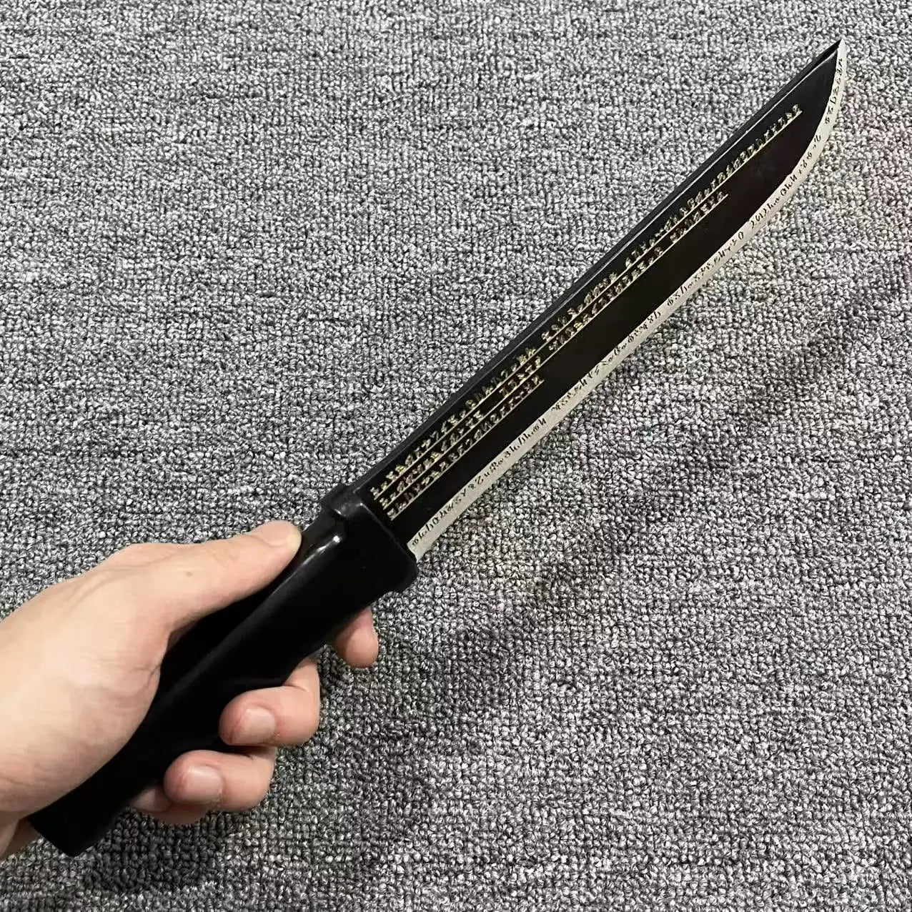 Danmachi - Hestia Dagger 1:1 Scale Prop Replica