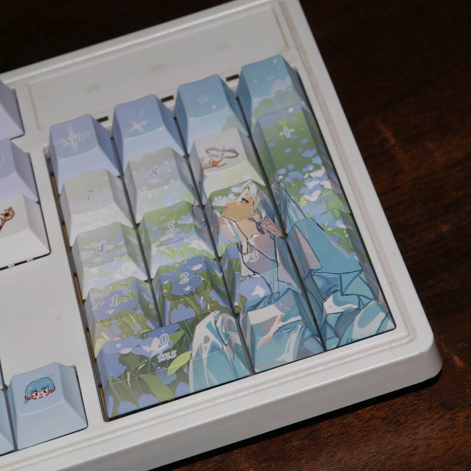 Frieren Keycaps 120 Keys MOA & Cherry Profile Anime Keycaps