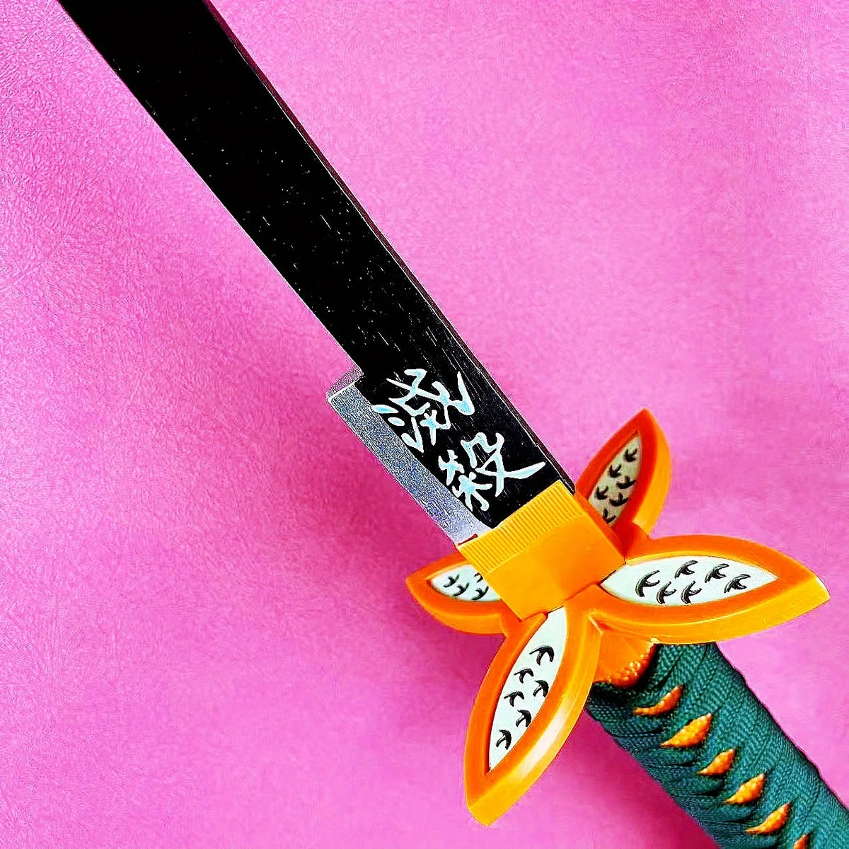 Demon Slayer Shinobu Kocho Nichirin Sword 1:1 Scale Anime Prop Replica Bamboo Sword