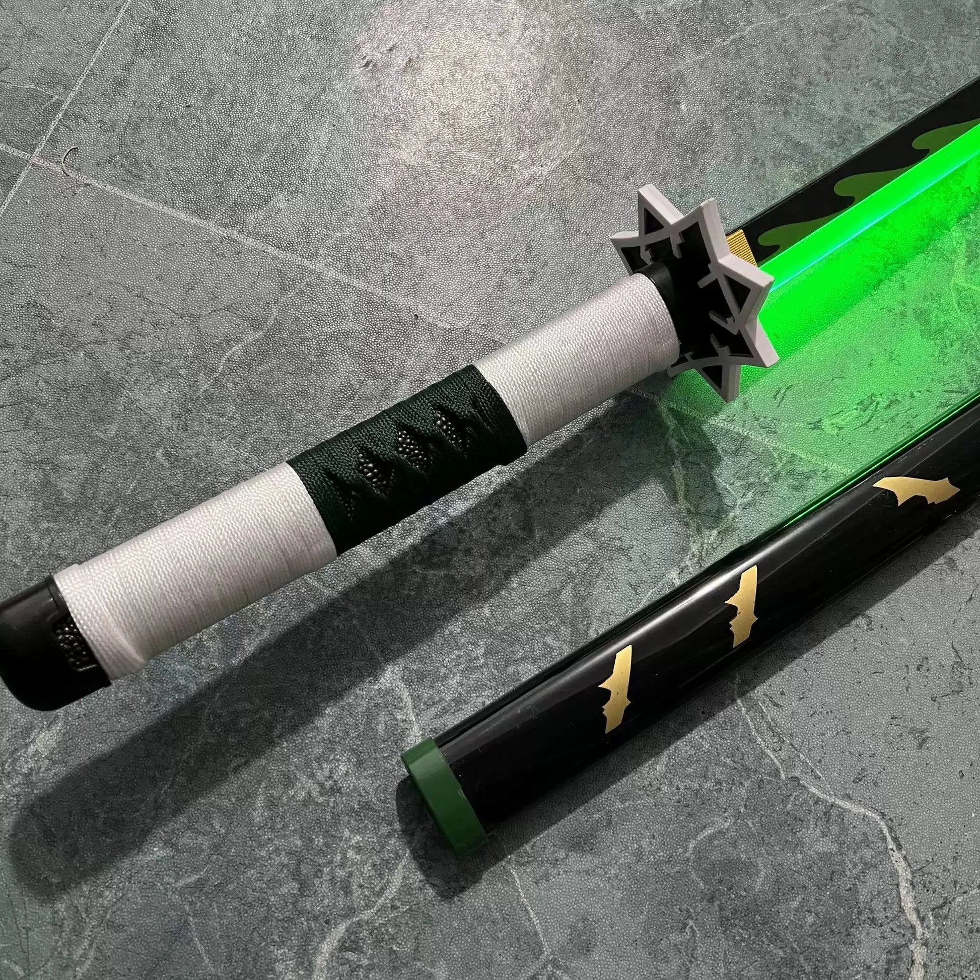 Demon Slayer LED Sword 1:1 Scale Anime Prop Replica Bamboo Sword