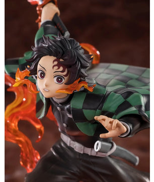 Demon Slayer: Kimetsu No Yaiba Tanjiro Kamado Kyojuro Rengoku's Sword Guard Version FiguartsZERO Figure
