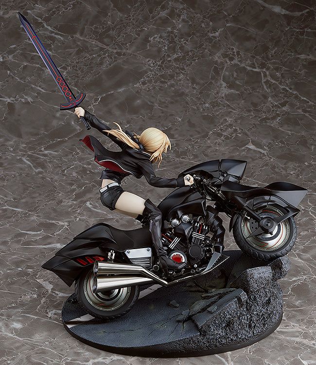 Fate Grand Order Saber & Cuirassier Noir 1/8 Scale Figure (Rerun)