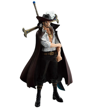 (PREORDER) One Piece Dracule Mihawk Beyond The Trials Masterlise Ichibansho Figure