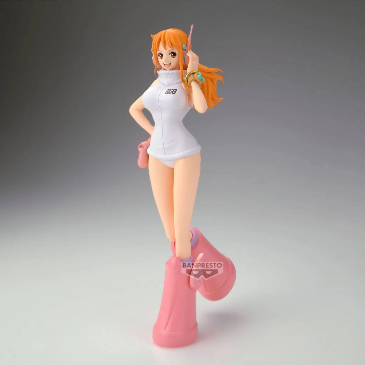 One Piece Nami Egghead Style Glitter & Glamours Figure