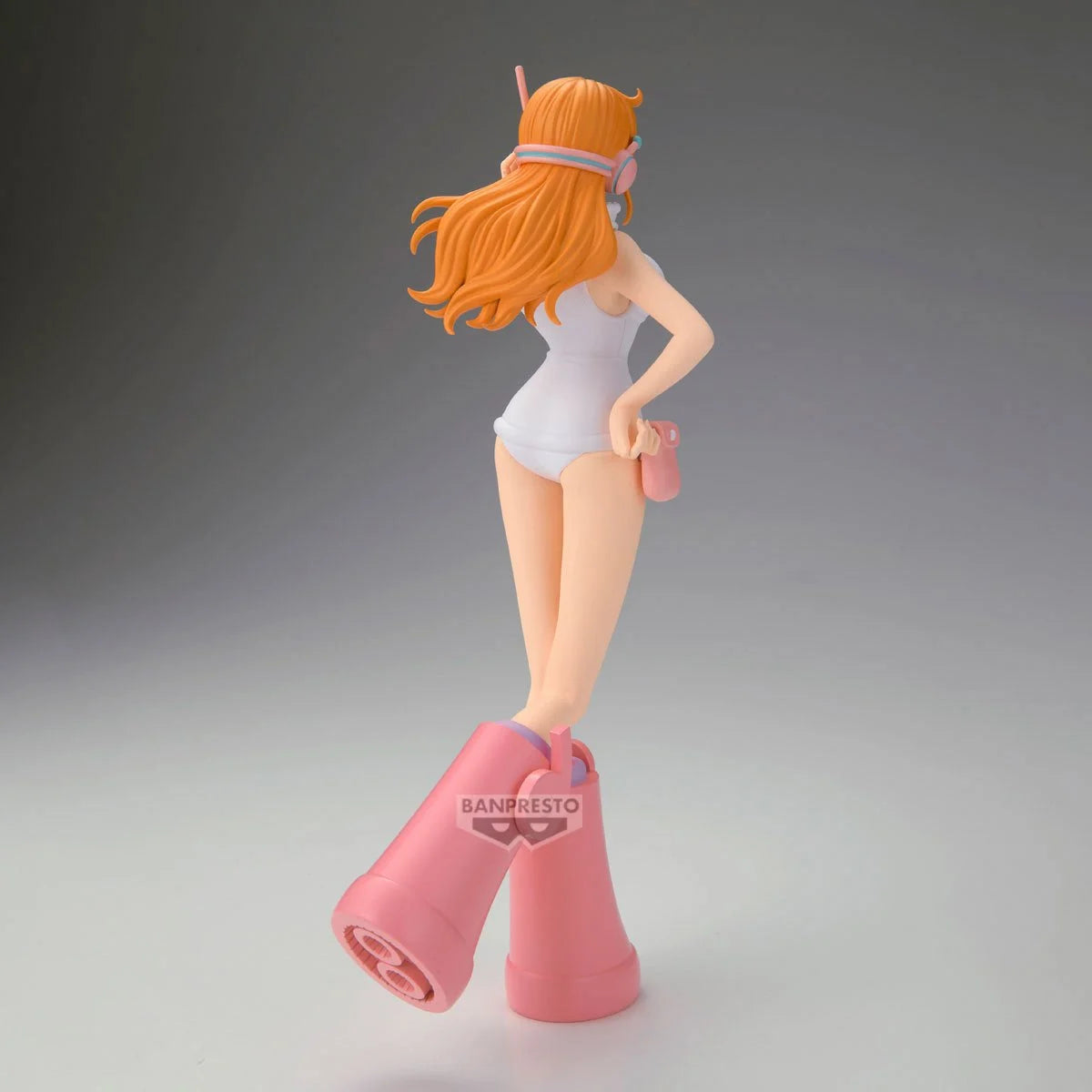 One Piece Nami Egghead Style Glitter & Glamours Figure