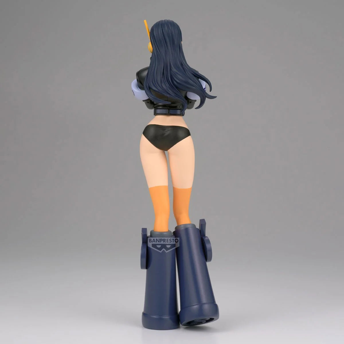 One Piece Nico Robin Egghead Style Glitter & Glamours Figure
